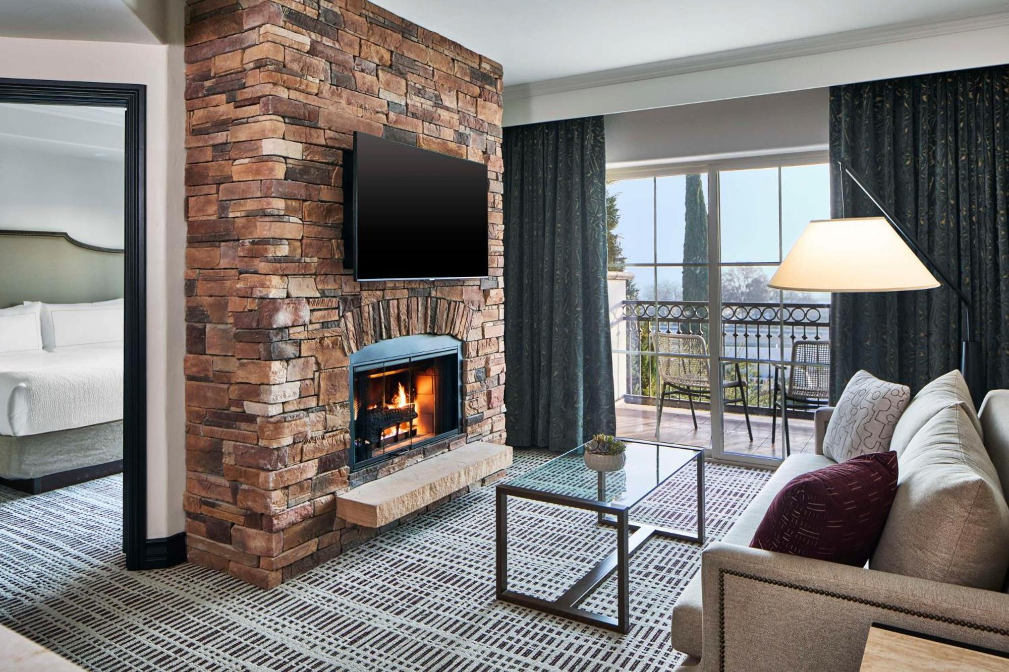 Bellasera Hotel & Suites Paso Robles, Tapestry By Hilton Kültér fotó